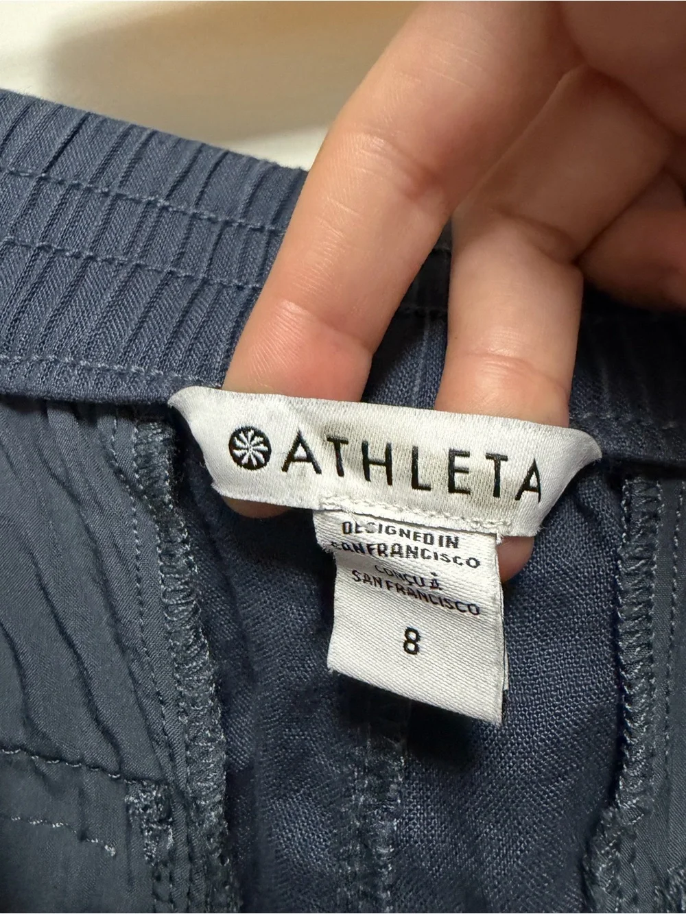 Athleta Voyager 100% Linen Short Blue Womens Size 8